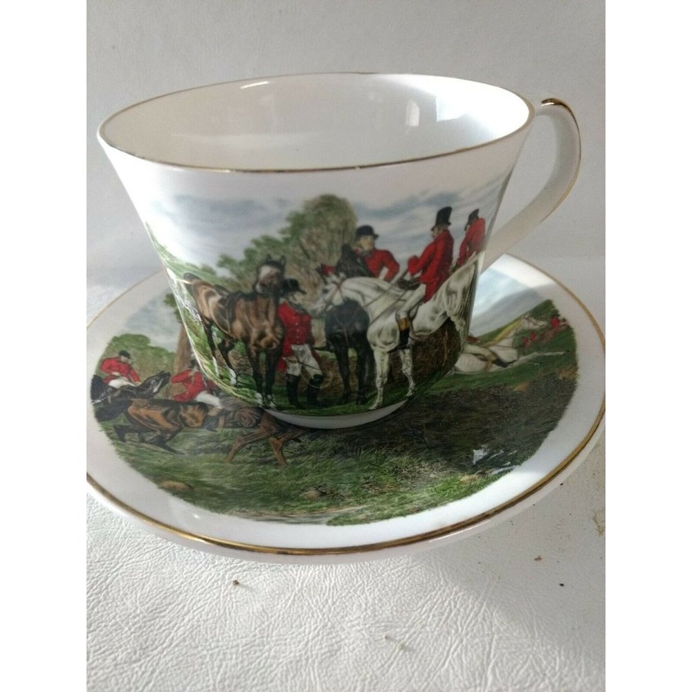 DANBURY MINT-HAMMERSLEY BONE CHINA-CUP & SAUCER-FOX HUNT SCENE